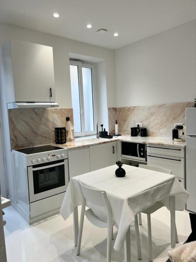 Apartment Jacuzzi - Jardin - Dans Le Centre - T2