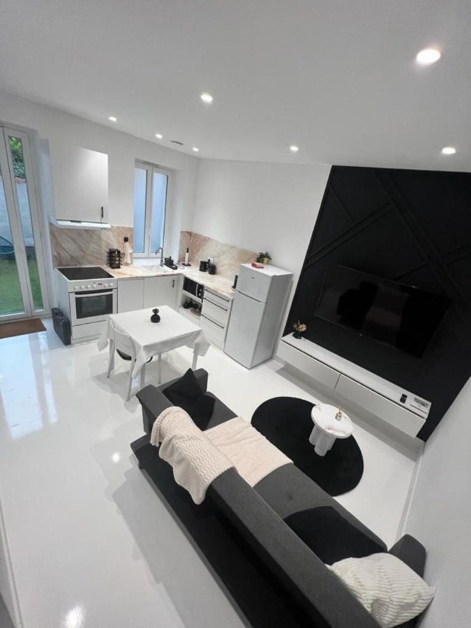 Jacuzzi - Jardin - Dans Le Centre - T2 Apartment