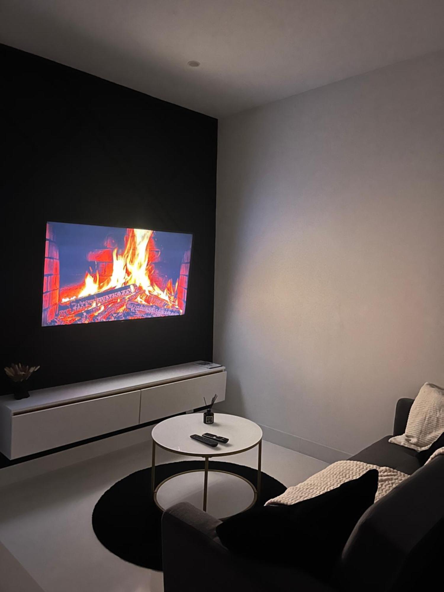 Jacuzzi - Jardin - Dans Le Centre - T2 Apartment *